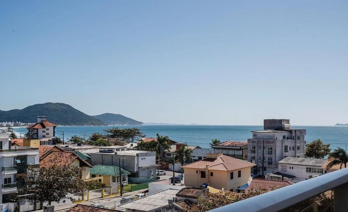 Ingleses - Vista Mar/piscina *